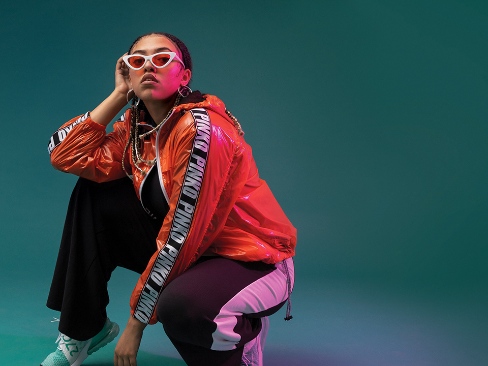 Shoes up - mahalia