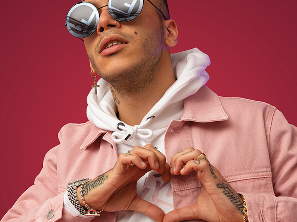 Shoes up - Sfera Ebbasta